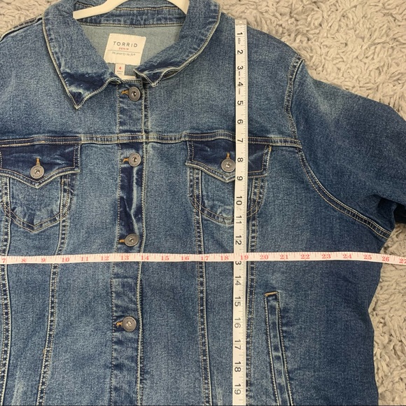 Torrid Traditional Dark Wash Denim Jacket - Picture 10 of 12